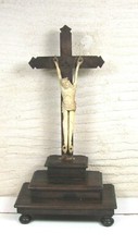 Crucifix christ janseniste d'occasion Crucifix christ janseniste d'occasion  Clichy