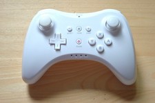 Wii U - Wii U Pro Controller in Weiß (guter Zustand) comprar usado  Enviando para Brazil
