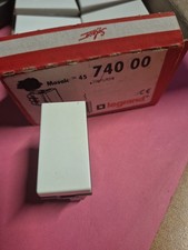 Legrand 74000 interrupteur d'occasion Legrand 74000 interrupteur d'occasion  Pézenas