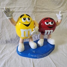 DISPENSADOR DE DOCES DUPLO VINTAGE M&M CHOCOLATE CHOC MM M&M BRINQUEDO LOLLY COLECIONÁVEL  comprar usado DISPENSADOR DE DOCES DUPLO VINTAGE M&M CHOCOLATE CHOC MM M&M BRINQUEDO LOLLY COLECIONÁVEL  comprar usado  Enviando para Brazil