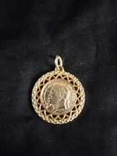 Ancien pendentif médaille d'occasion  Amiens-