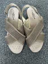 Cushion walk women for sale  CASTLEFORD