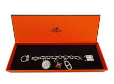 Hermes amulette olga d'occasion  Expédié en Belgium