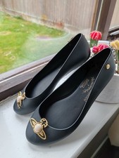 Gorgeous authentic vivian for sale  BISHOPS CASTLE