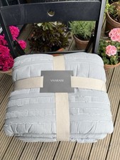 Vivaraise bed throw for sale  REDRUTH