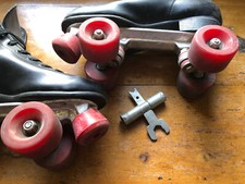Ancienne paire patin d'occasion  Vaucresson