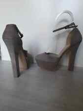 Scarpe zara taglia usato  Cantu