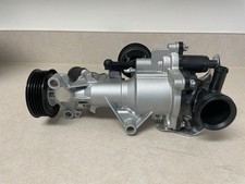 Bomba de água 2702000800 2702000000 para Mercedes-Benz CLA 250 GLA 250 2015-2017 comprar usado  Enviando para Brazil