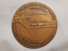 Costruzione medaglia porto usato  Italia
