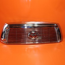 Toyota tundra grille for sale  San Fernando