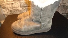 Koolaburra boots lammfellstief gebraucht kaufen  Berlin
