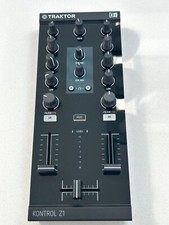 Usado, Suporte e estojo macio Native Instruments Traktor Kontrol Z1 & Kontrol X1 & Kontrol comprar usado  Enviando para Brazil