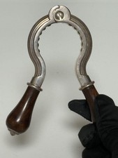 Ancien casse noisette d'occasion  Expédié en France