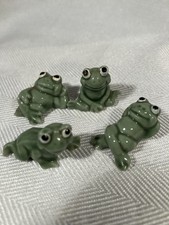 Estatuetas vintage miniaturas de cerâmica da família de sapos  comprar usado Estatuetas vintage miniaturas de cerâmica da família de sapos  comprar usado  Enviando para Brazil