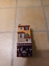 Maison provencale miniature d'occasion  Fenain