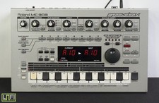 Módulo de som sequenciador Roland MC-303 Groovebox EDM 90's dance music drum machine comprar usado  Enviando para Brazil