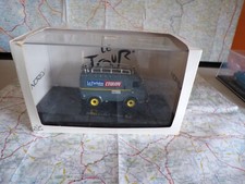 Renault 1000 camion d'occasion  Aunay-sur-Odon