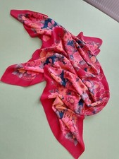 Großes seidentuch 100 gebraucht kaufen  Berlin