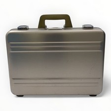 Zero halliburton attache d'occasion  Expédié en Belgium