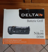 battery grip nikon d300 usato  Mascali