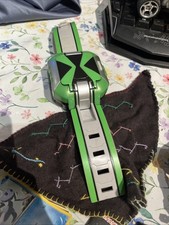 Omnitrix usato  Erba