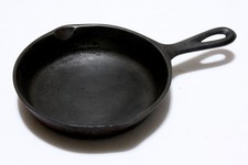 Cast iron skillet for sale  Marion