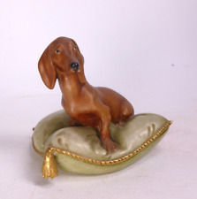 CAPODIMONTE PORCELANA DACHSHUND CÃO ASSENTO SOBRE ALMOFADA comprar usado  Enviando para Brazil