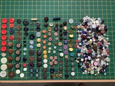 Vintage buttons bundle for sale  BRISTOL