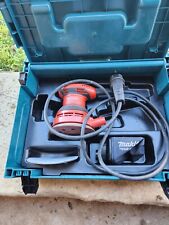 Makita 125 ponceuse d'occasion  Raphele-les-Arles