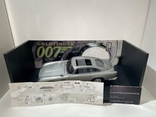 Autoart james bond d'occasion  Expédié en Belgium