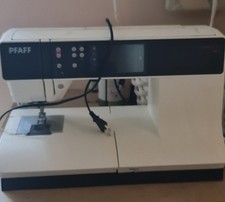 Pfaff select 3.0 usato  Acireale
