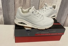 Skechers los angeles for sale  MARKET HARBOROUGH