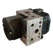 Pompa abs 445100d011 usato  Pratola Peligna