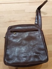 Sacoche cuir véritable d'occasion Sacoche cuir véritable d'occasion  Chaux