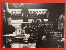 Foto interna bar ou adega garrafas de vinho ou licores (F 24) comprar usado  Enviando para Brazil