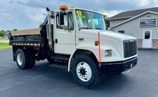 1998 freightliner fl70 for sale  Clinton