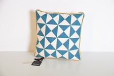 Cuscino piccolo little usato  Vicenza