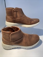Skechers gen aired for sale  DERBY