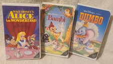 Usado, LOT: 3 of THE CLASSICS BLACK DIA. from Walt Disney VHS - DUMBO, BAMBI, ALICE comprar usado  Enviando para Brazil