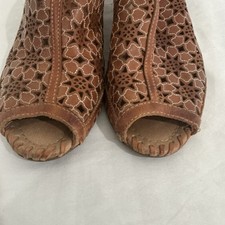 Pikolinos leather floral d'occasion  Expédié en Belgium