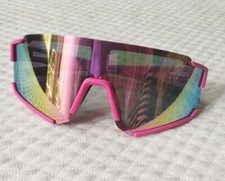 Lunettes soleil forme d'occasion  Montigny-le-Bretonneux