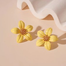 Small fresh yellow for sale  USA