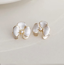 Anthropologie pansy flower for sale  Dobbs Ferry