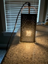LUZ DE RALADOR DE METAL EXCLUSIVA - APARÊNCIA INDUSTRIAL? comprar usado  Enviando para Brazil