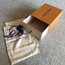 Louis Vuitton Zapatos Vacíos Caja Deslizable 14 X 11 X 6 y 2 Bolsas para el Polvo y Cinta Original segunda mano  Embacar hacia Argentina