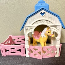 1995 Fisher Price Dream Doll House Loving Family Stable com cavalo pônei amarelo comprar usado 1995 Fisher Price Dream Doll House Loving Family Stable com cavalo pônei amarelo comprar usado  Enviando para Brazil