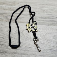 Walt Disney Company Elenco Exclusivo Bolo Cordão Feiticeiro Mickey Mouse ID comprar usado  Enviando para Brazil