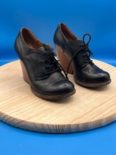 Korks kork ease for sale  South Haven