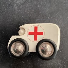 Voiture bois ambulance d'occasion  Chaumont