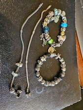 Pulseira pandora com berloques usada comprar usado  Enviando para Brazil